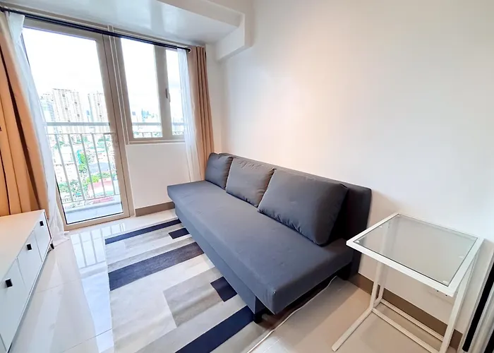 Charming Coastal L Wifi & Netflix I Coast 1801 Manila
