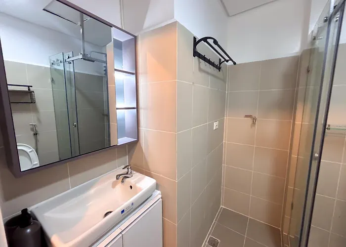Charming Coastal L Wifi & Netflix I Coast 1801 Apartment